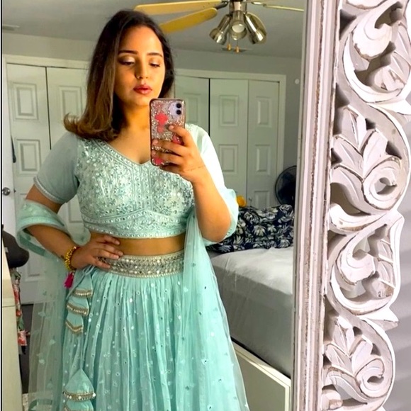 Sea blue indian dress.Chest size- 36cwaist size-US 12(all sizes can be altered)